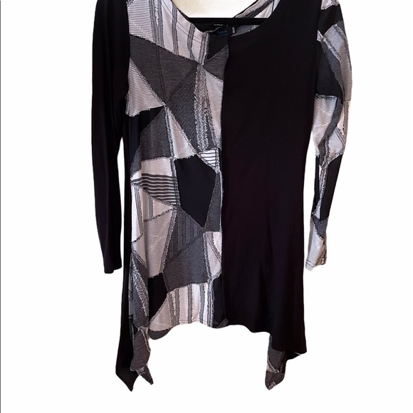 One-of-a-kind tunic: easy, standout style - Picture 3 of 8